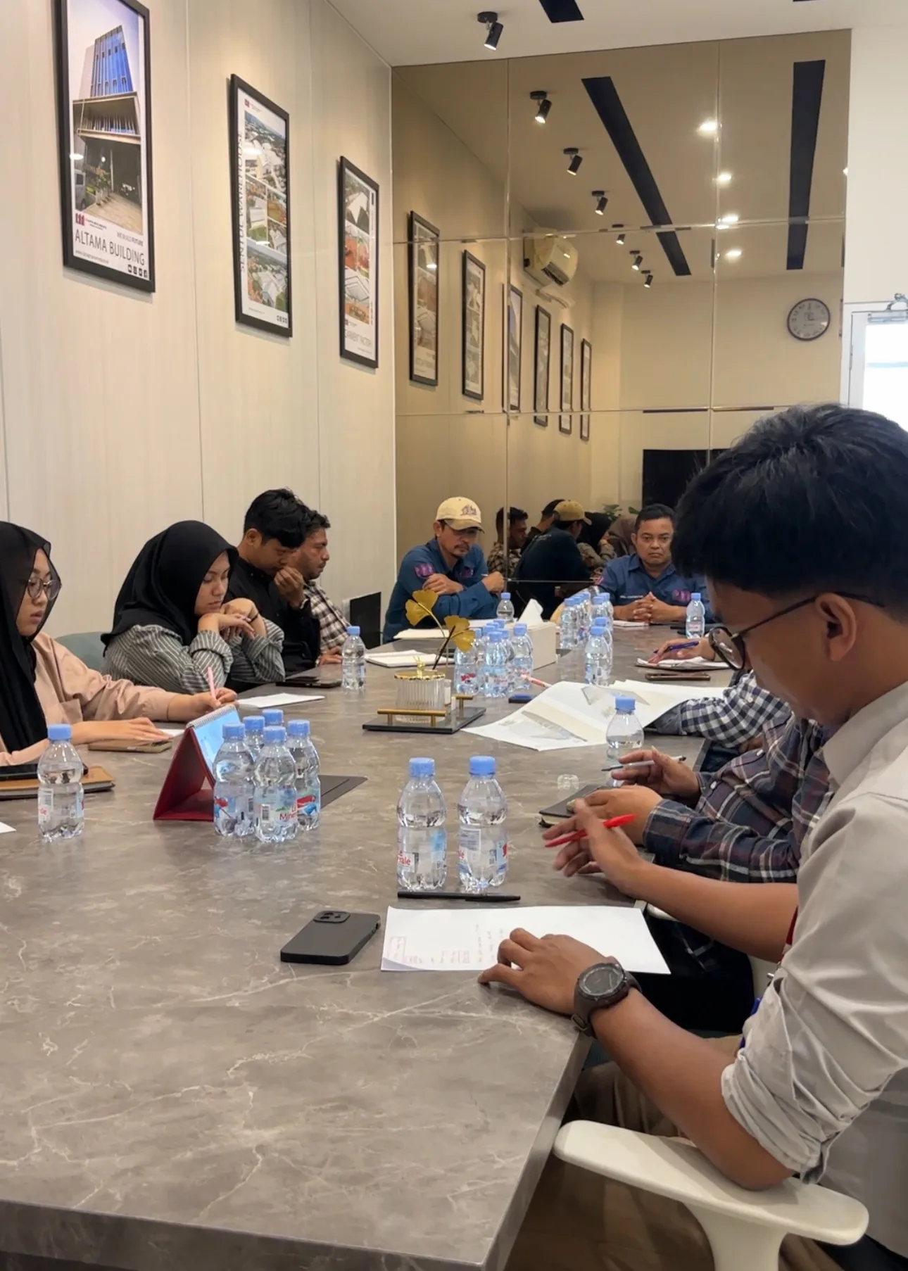 rapat jasa kontraktor bangunan bangungudangdotcom